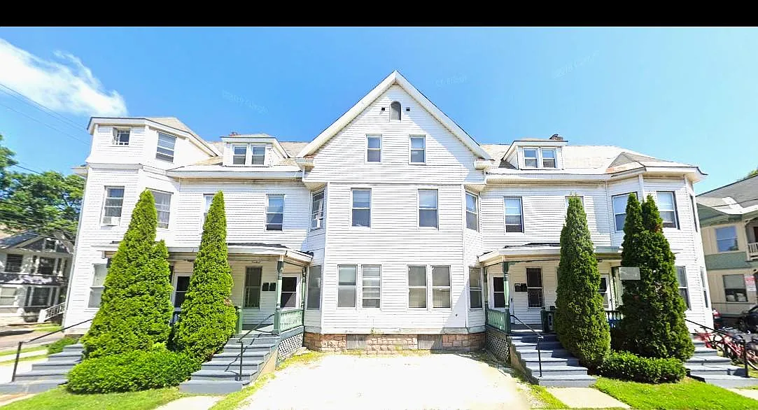 8 Hickok Pl — Photo 2