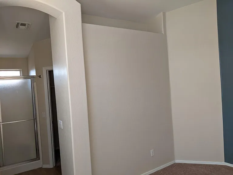 1942 E Aire Libre Ave — Photo 17