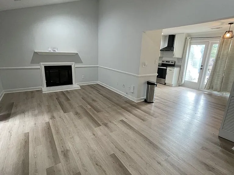4704 Courtside Pl #A — Photo 5