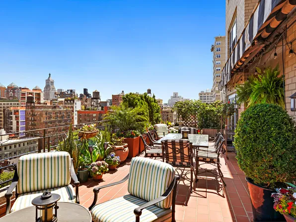 11 Fifth Avenue image 1 of 10