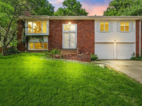 836 Country Stone Dr, Ballwin, MO 63021