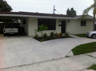 19825 SW 88th Pl, Cutler Bay, FL 33157