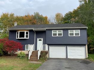 32 Lexington Road, Saratoga Springs, NY 12866