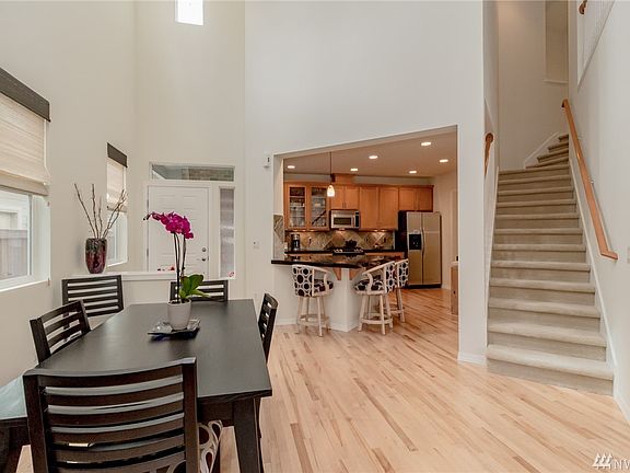 4th image of 23062 NE 139th Ct