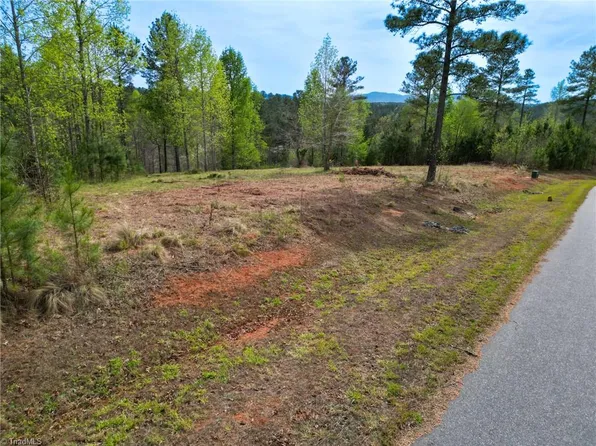 1997 Lake Vista Dr NE, Connelly Springs, NC 28612