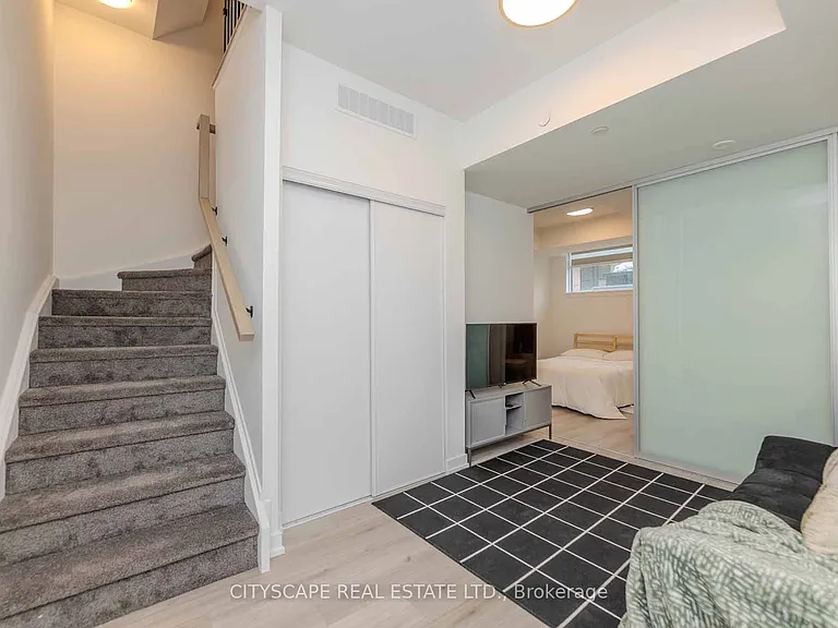 871 Sheppard Ave W #46 — Photo 38