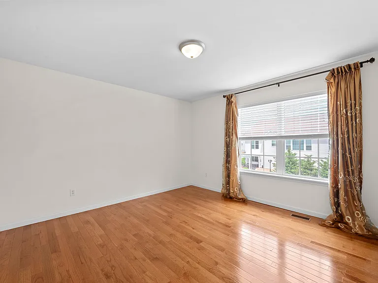 34 Bonhomme Richard Ct — Photo 30