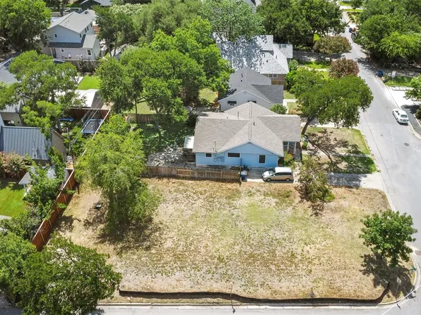 1810 Mohle Dr, Austin, TX 78703