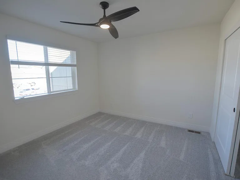 1842 Rose Quartz Hts — Photo 30