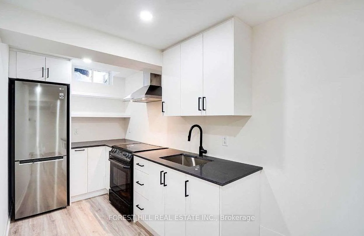 2 bed, $1,900 — Photo 4