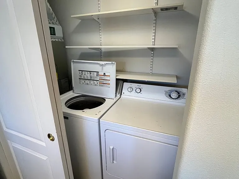157 W Sisters Park Dr — Photo 10
