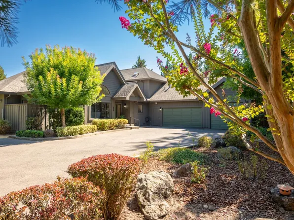 1497 Hurlbut Lane, Sebastopol, CA 95472