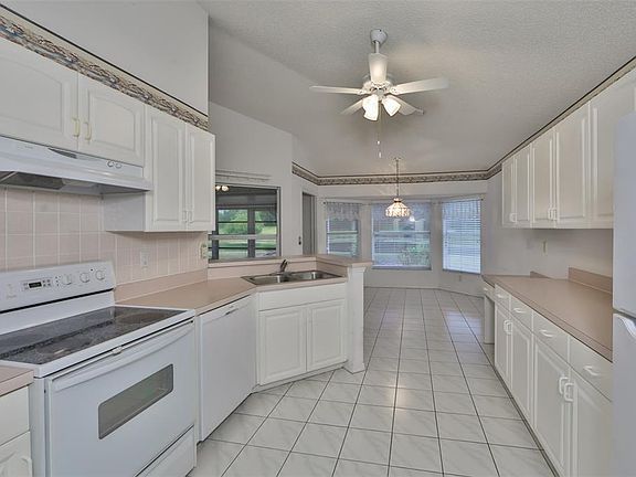 5th image of 2215 E Del Webb Blvd