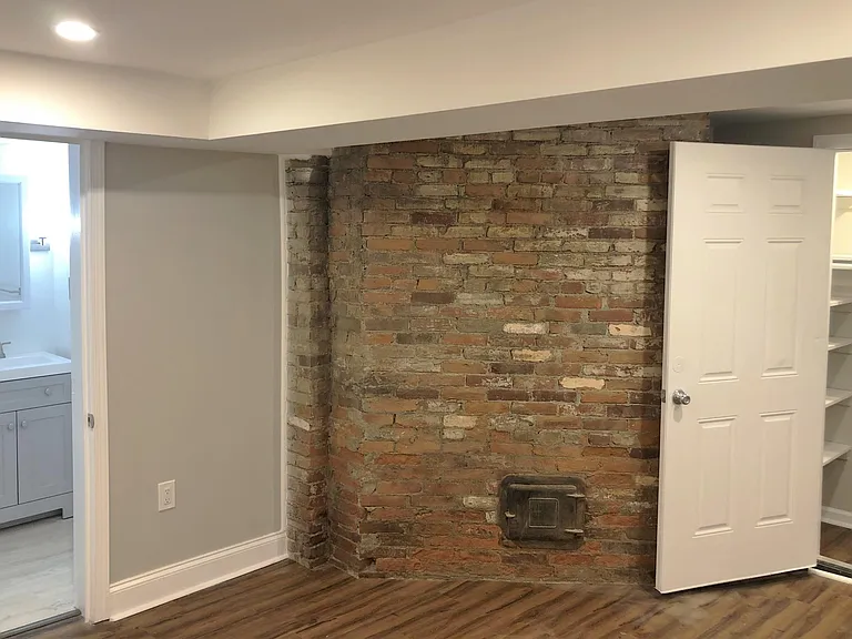 2841 N Front St #6 — Photo 23