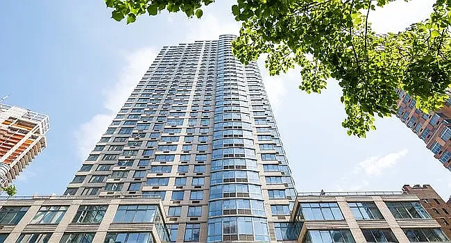 800 6th Ave #26D — Photo 8