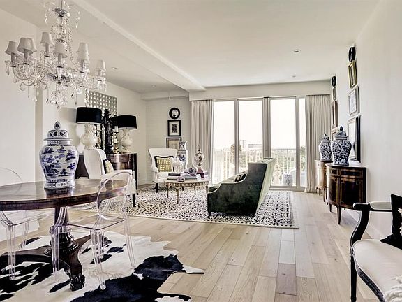 4th image of 3600 Montrose Blvd #330