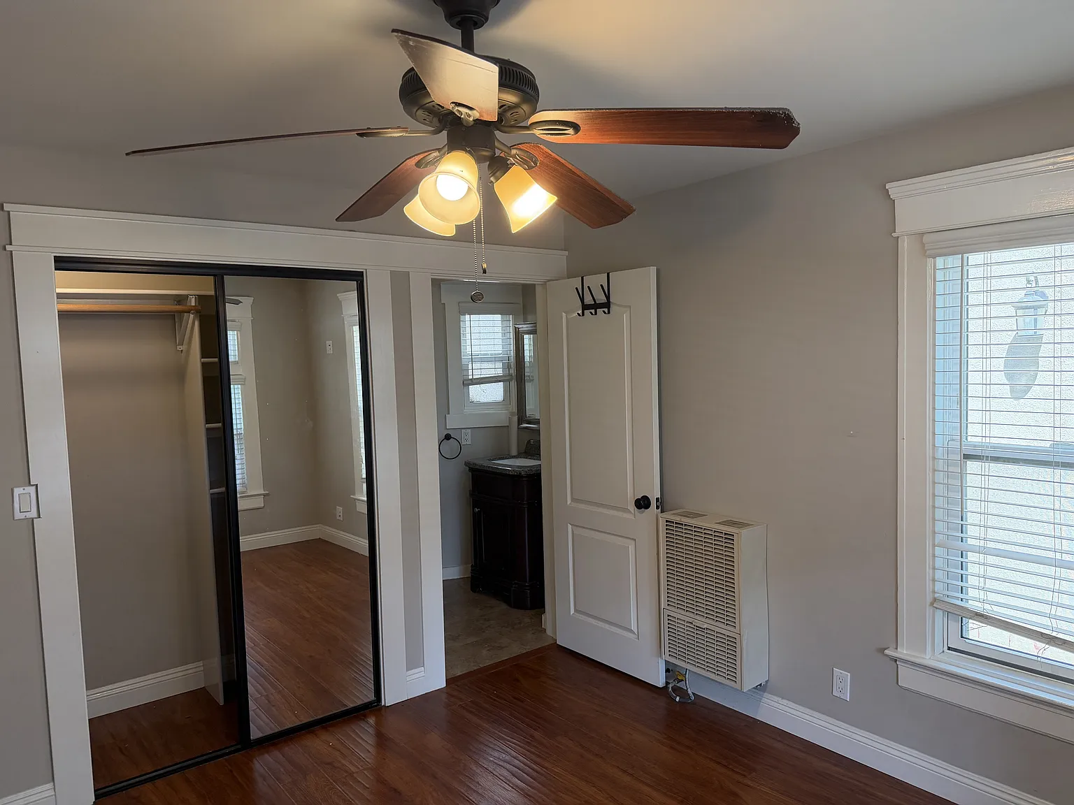 161 Chestnut St - Unit 1 — Photo 2