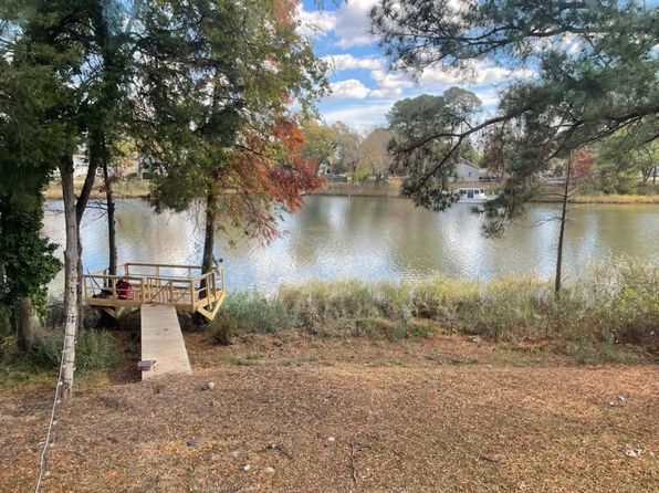 223 Chesapeake Ave #B