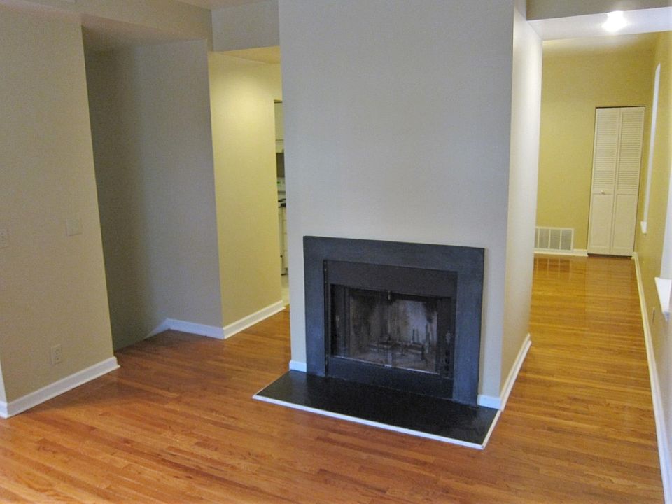 1st image of 3827 Shenandoah Ave #D