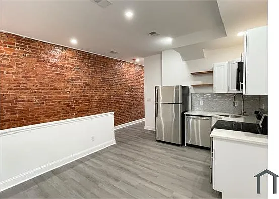 2 bed, $1,400 — Photo 2