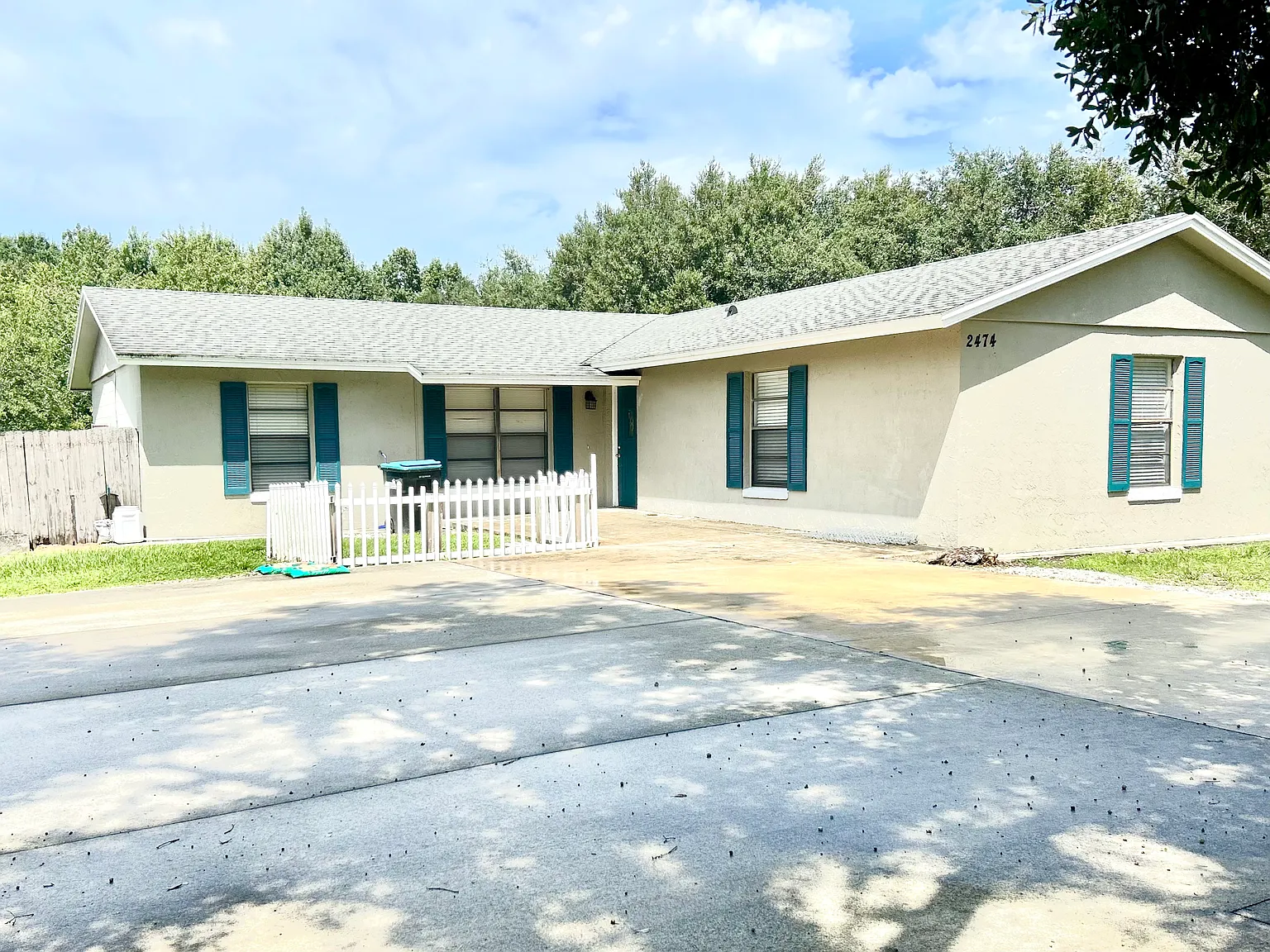 5 bed, 2200 sqft, $2,875 — Photo 4
