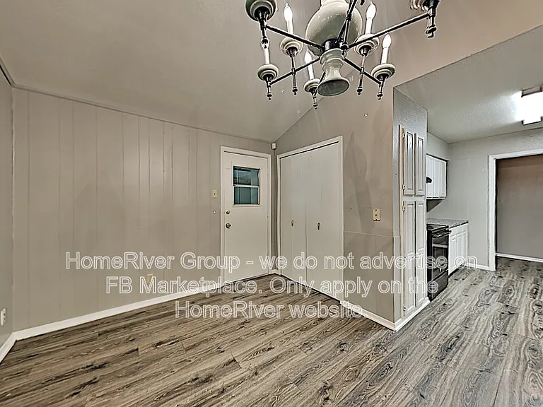1319 Wisteria Way — Photo 7