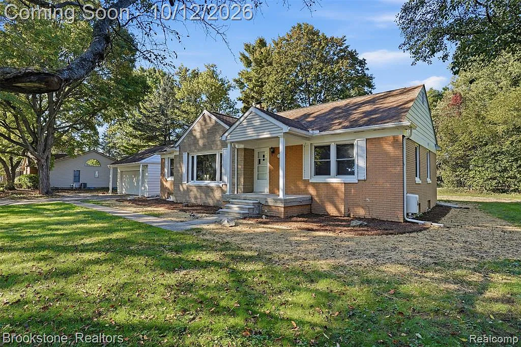 3 bed, 1.5 bath, 1288 sqft, $2,800 — Photo 3