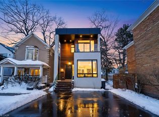 75 Kenilworth Ave, Toronto, ON M4L3S4