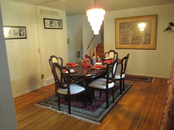 2nd image of 18135 Heatherfield Dr
