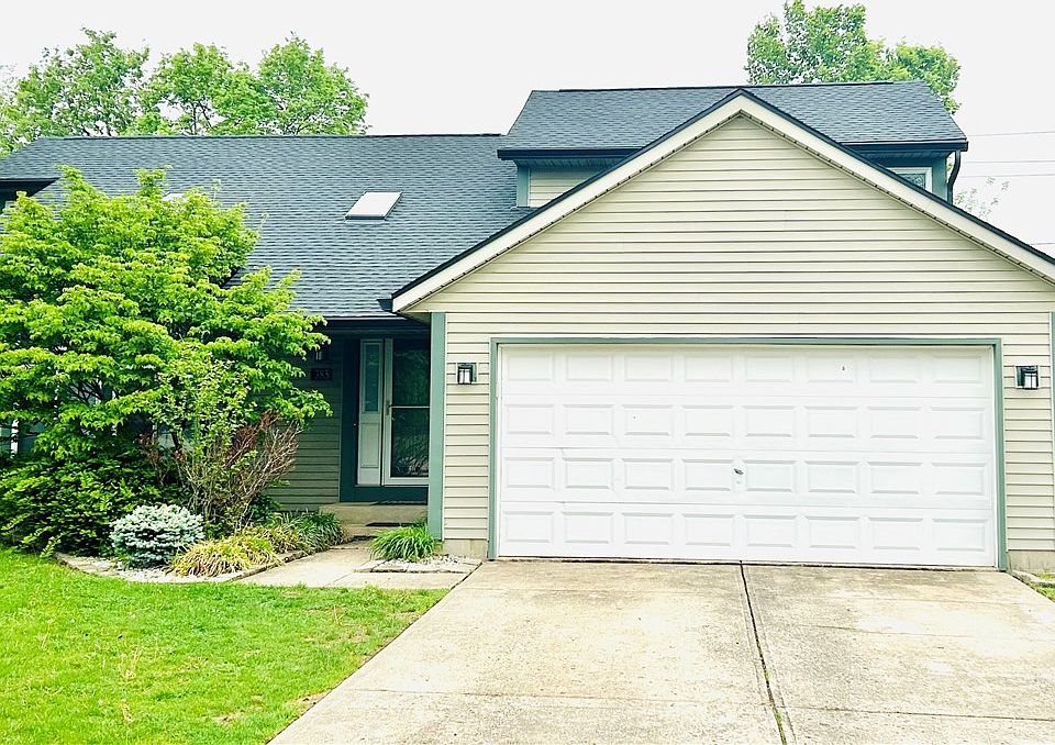 1st image of 385 Royal Wood Ct