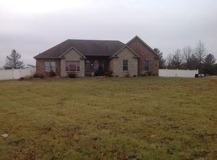 104 Emerald Hills Dr, Edwardsville, IL 62025