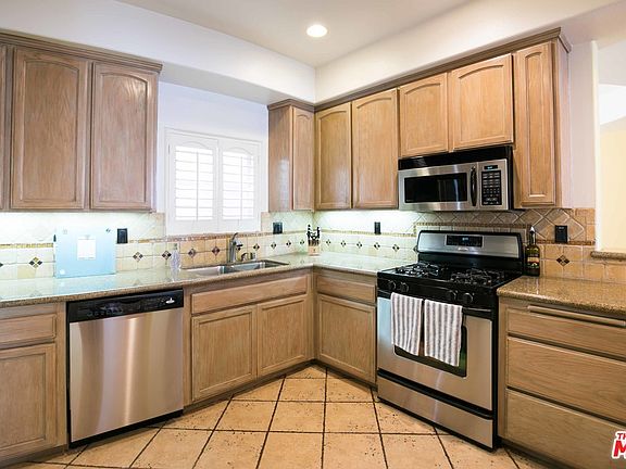 4th image of 12067 Guerin St Unit 204