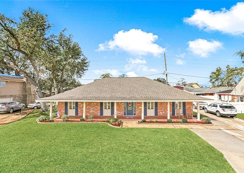 1st image of 318 Ormond Oaks Dr