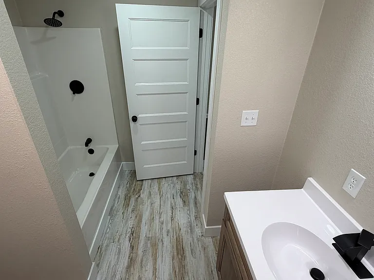 2026 Carson Dr — Photo 6