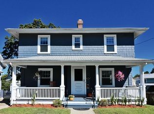11 Adams St, Winthrop, MA 02152