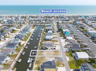 20 Concord St, Ocean Isle Beach, NC 28469