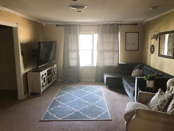 4th image of 2218 Cimmaron Dr