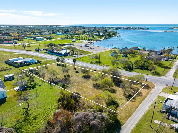 1350 S Main St, Ingleside, TX 78362