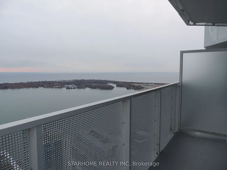 100 Harbour St #6307 — Photo 4