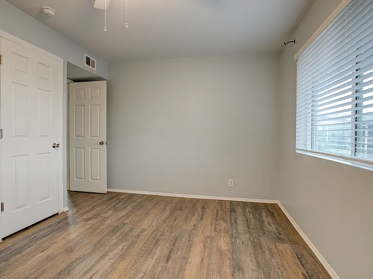 3417 W Marlette Ave — Photo 26