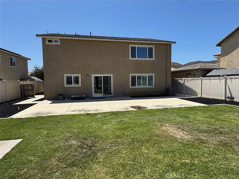 32376 Tyron Smith Ct — Photo 34