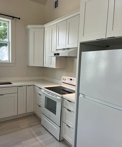 7537 Freret St — Photo 7