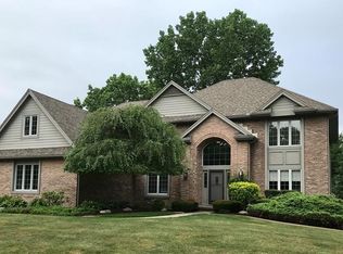4901 Country Walk Ln, Sylvania, OH