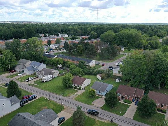 4th image of 5027 Clifton Ave