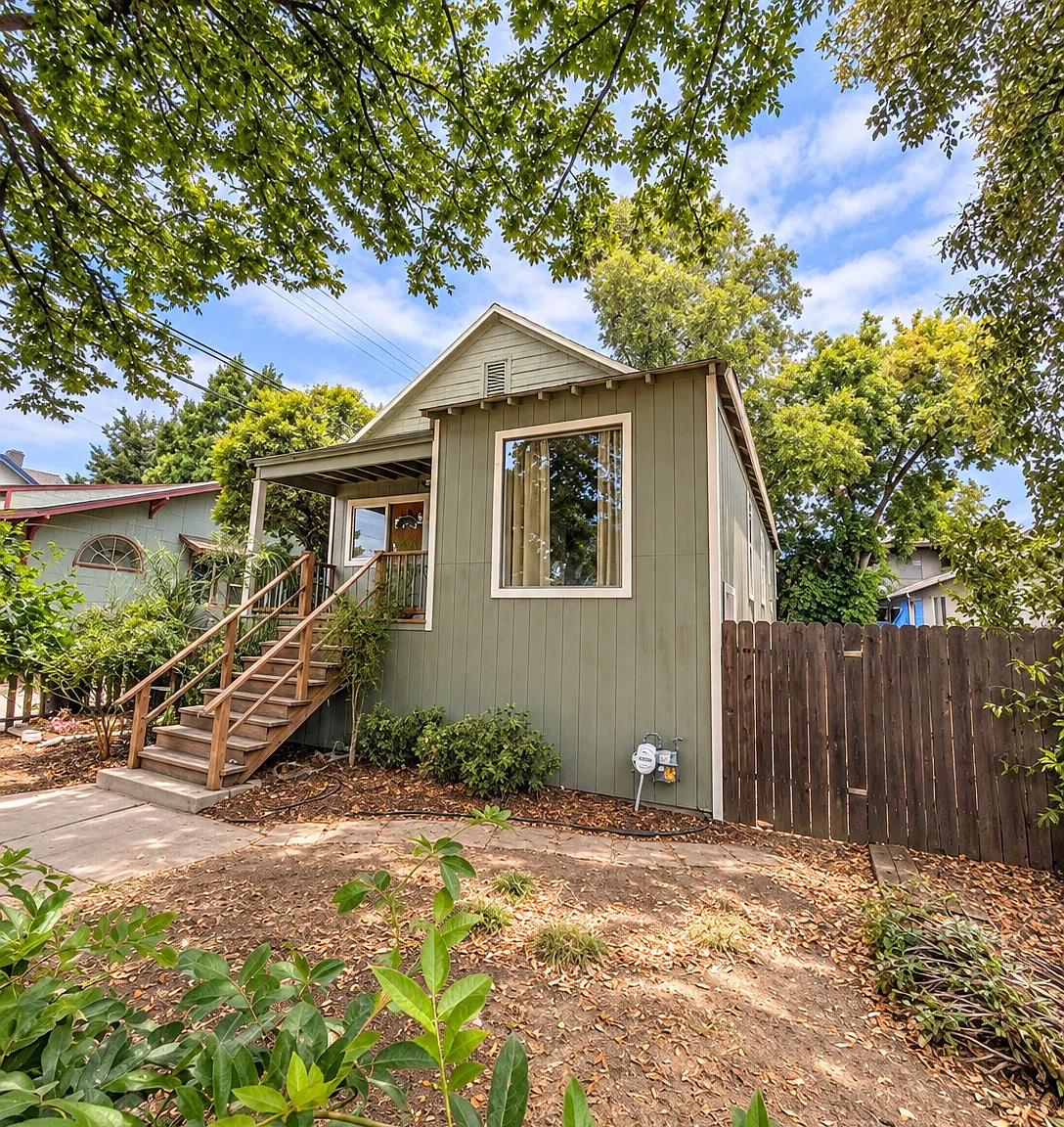2 bed, 1000 sqft, $2,550 — Photo 2