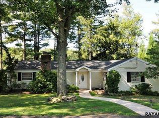 541 Lakeside Dr, New Freedom, PA 17349