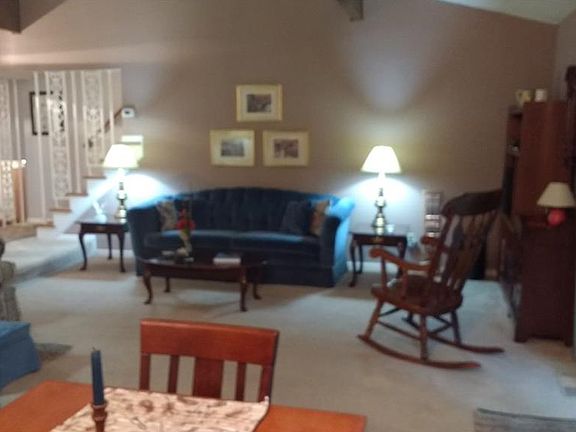 3rd image of 16297 Ramona Dr
