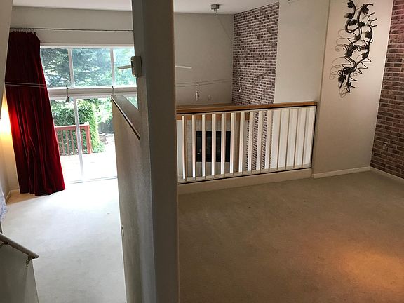 5th image of 9008 NE 54th St Unit 22F