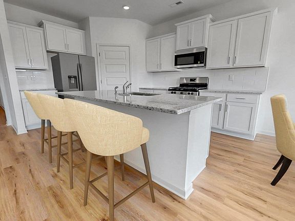 7th image of this home