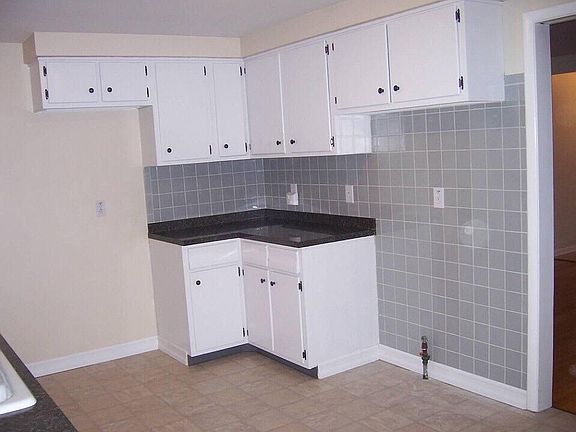 5th image of 1566 Wehrle Dr